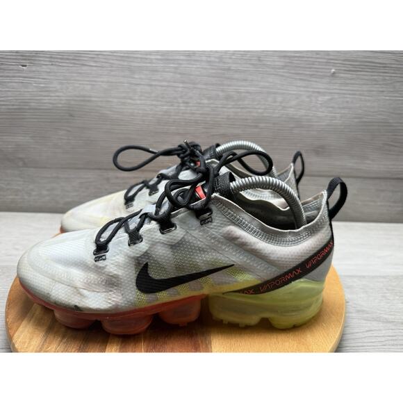Nike Air Vapormax 2019 Sneakers Retro Future Neon Collection AR6631-007 Mens 8 - Picture 2 of 11